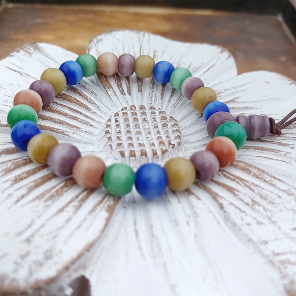 Glass Bead Bracelet - Picture 5 of 7